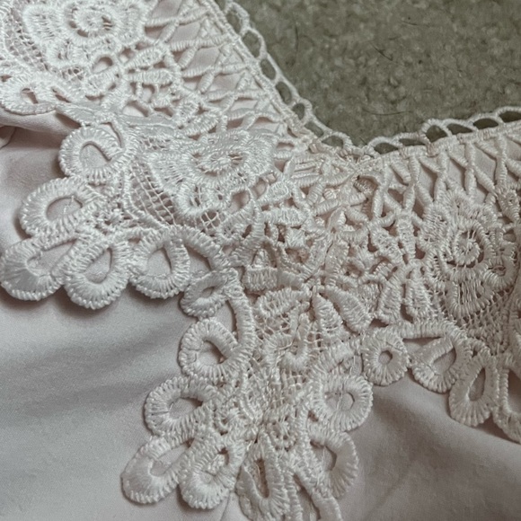 ☁️ Lace Detail Tank - Picture 5 of 6